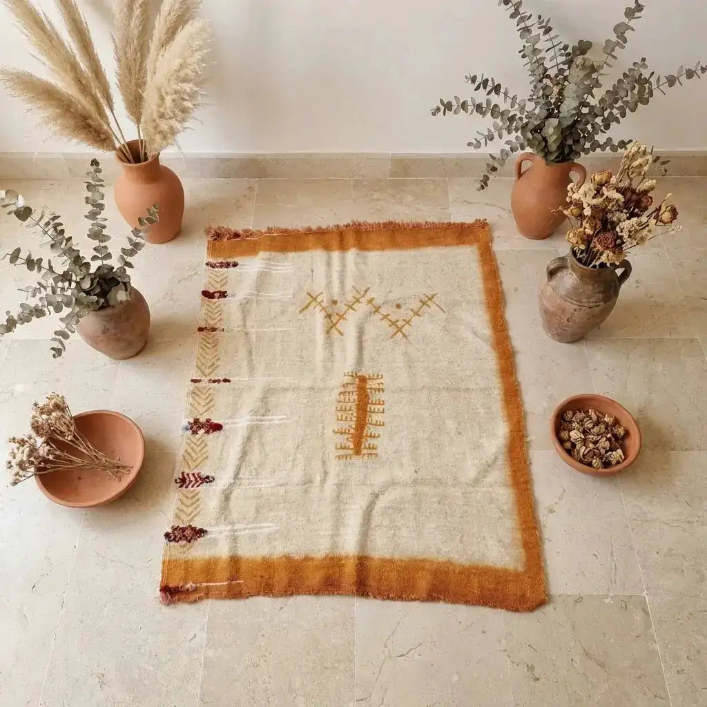 Tapis Mural Berbère "Tazrzit" – Décoration Artisanale Amazigh Fait Main | Rugatlas RUGATLAS